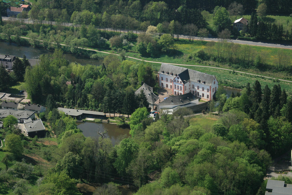 Hotel Burg Bollendorf Εξωτερικό φωτογραφία