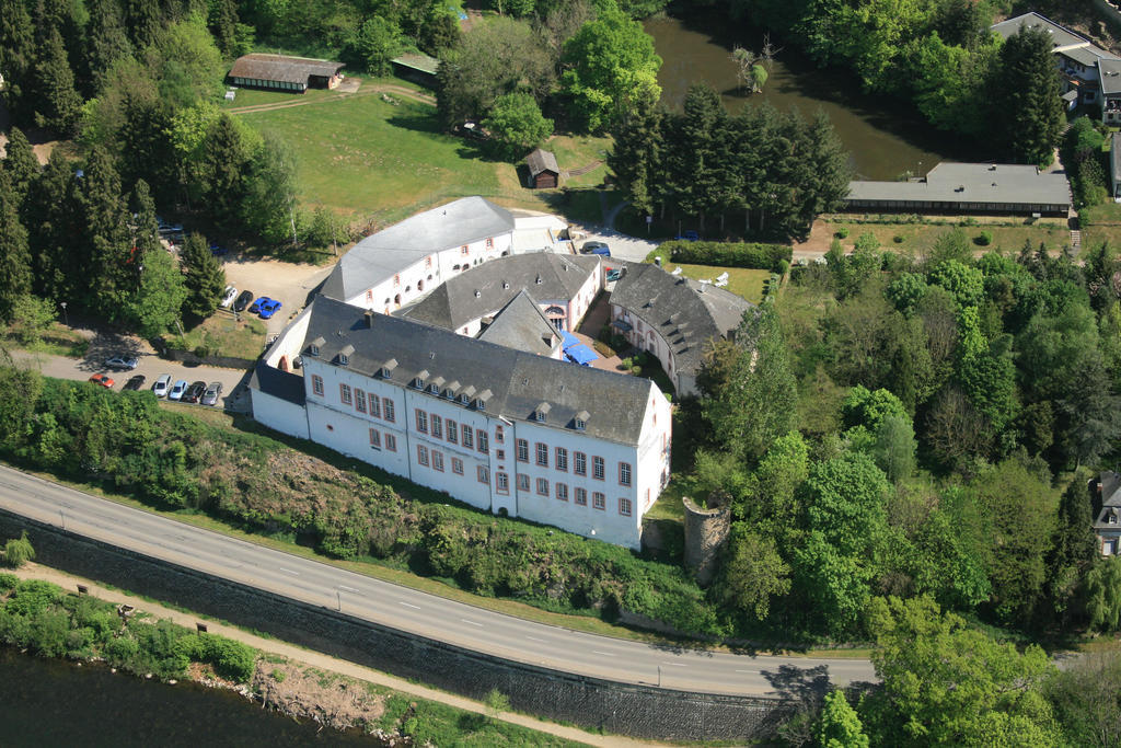 Hotel Burg Bollendorf Εξωτερικό φωτογραφία